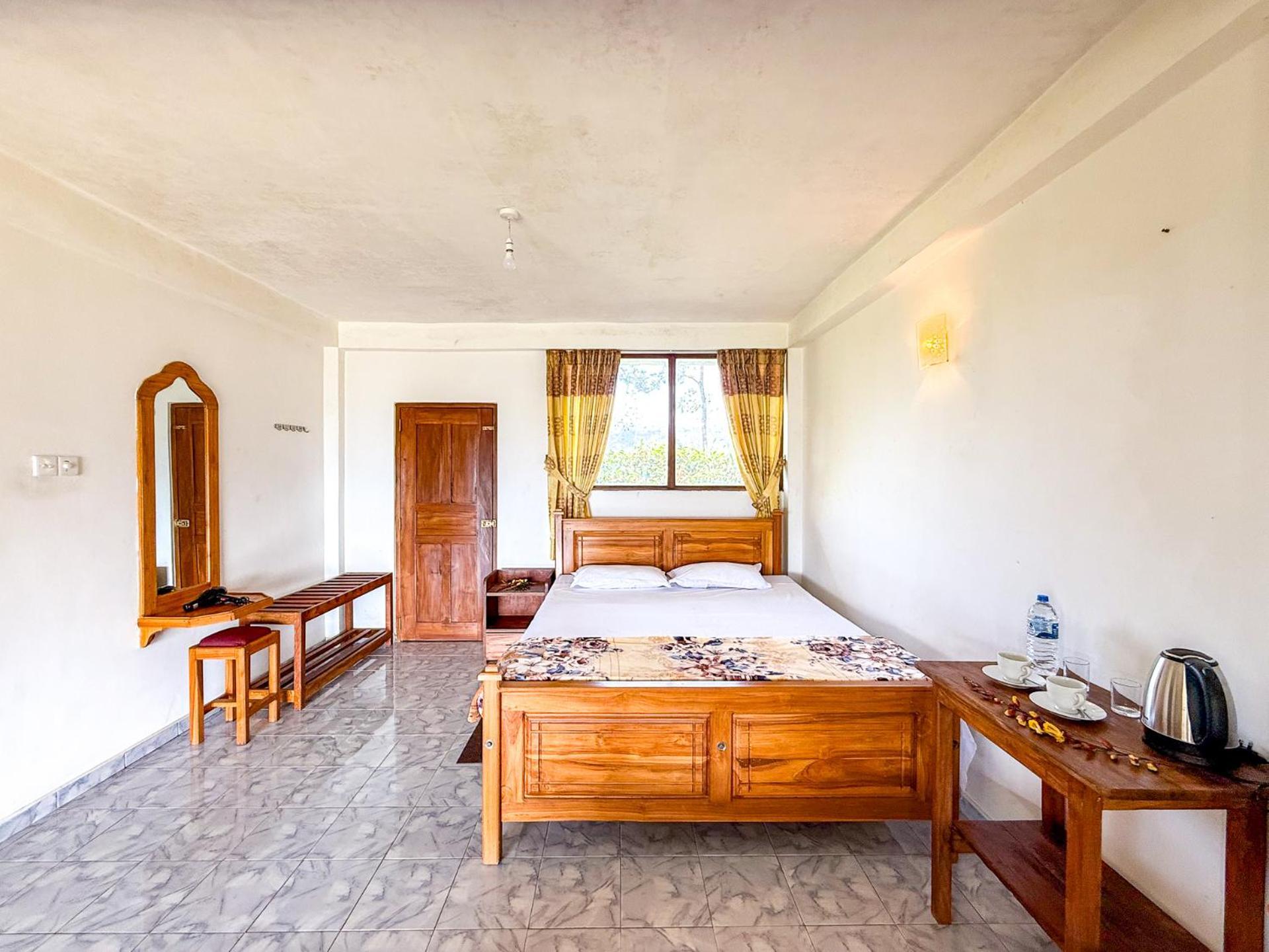 Ella Mountain Palace Kültér fotó